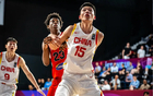 劈扣媲美阿联！“小周琦”场均5.3盖帽，球迷：去美高练练能冲NBA