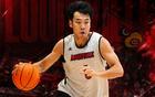 首秀砍8分！中国男篮19岁2米06新星闪耀NCAA：未来锋线支柱来了